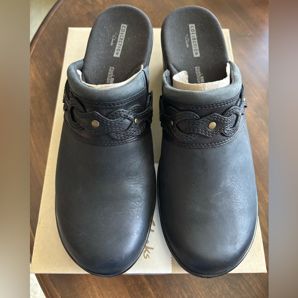 Clarks Women's Black Marion Correa Leather Mules size 10 NEVER WORN